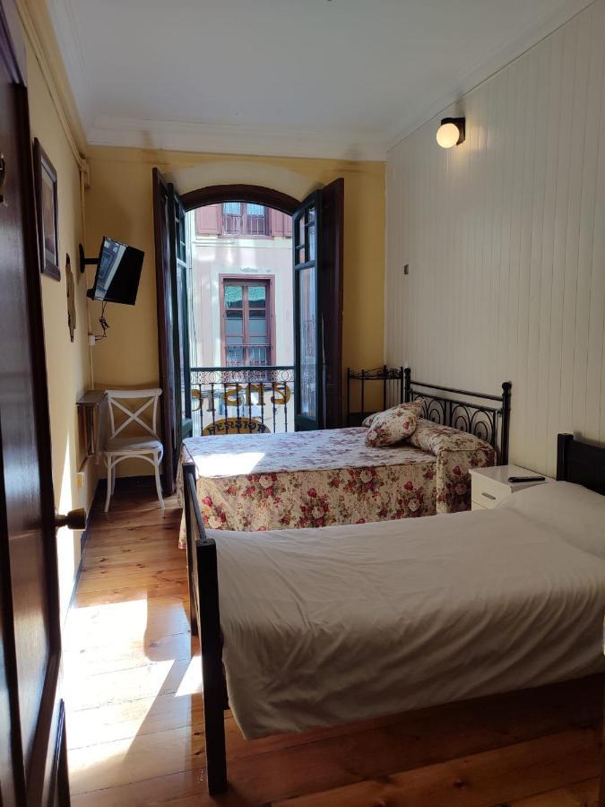 Pension La Fruta Aviles Exterior photo