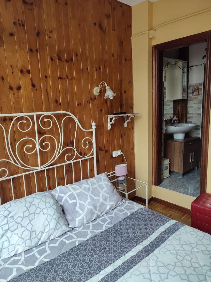Pension La Fruta Aviles Exterior photo